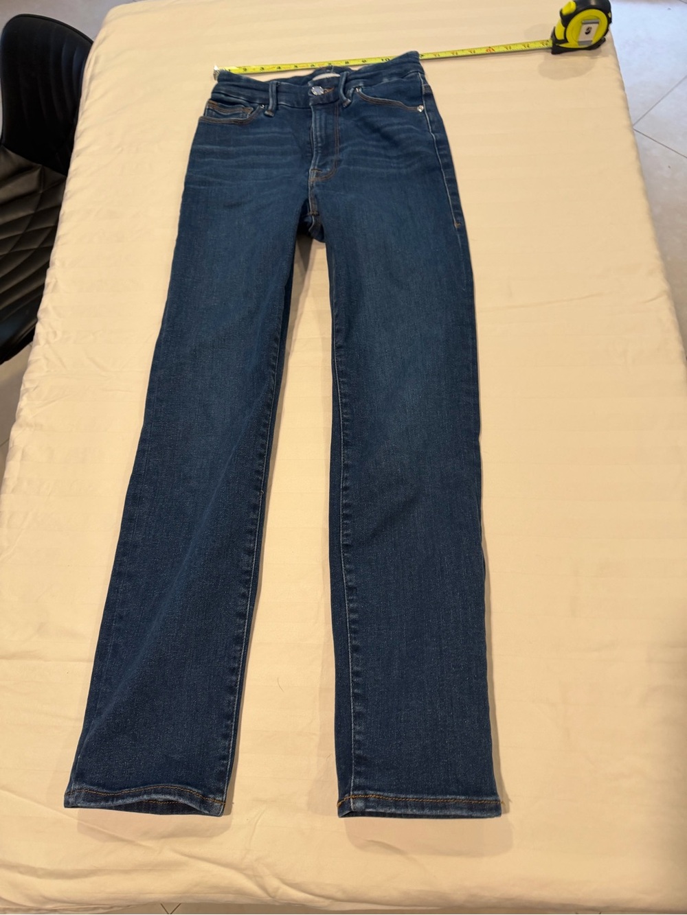Good American Straight-Leg Jeans in Dark Blue Denim